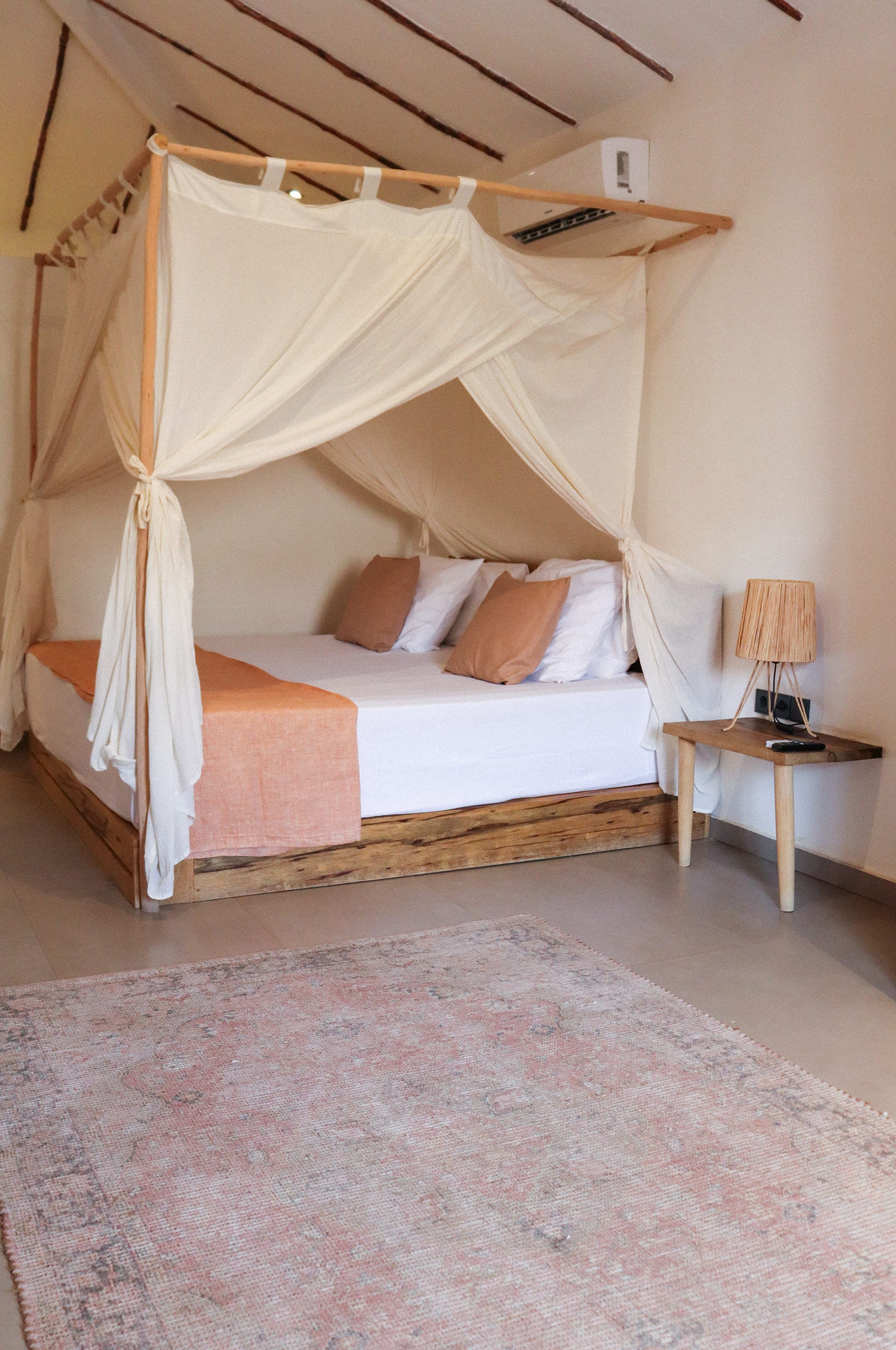Chambre Standard de 25 m² avec terrasse privée au boutique-hôtel Gorée Suites à Saly